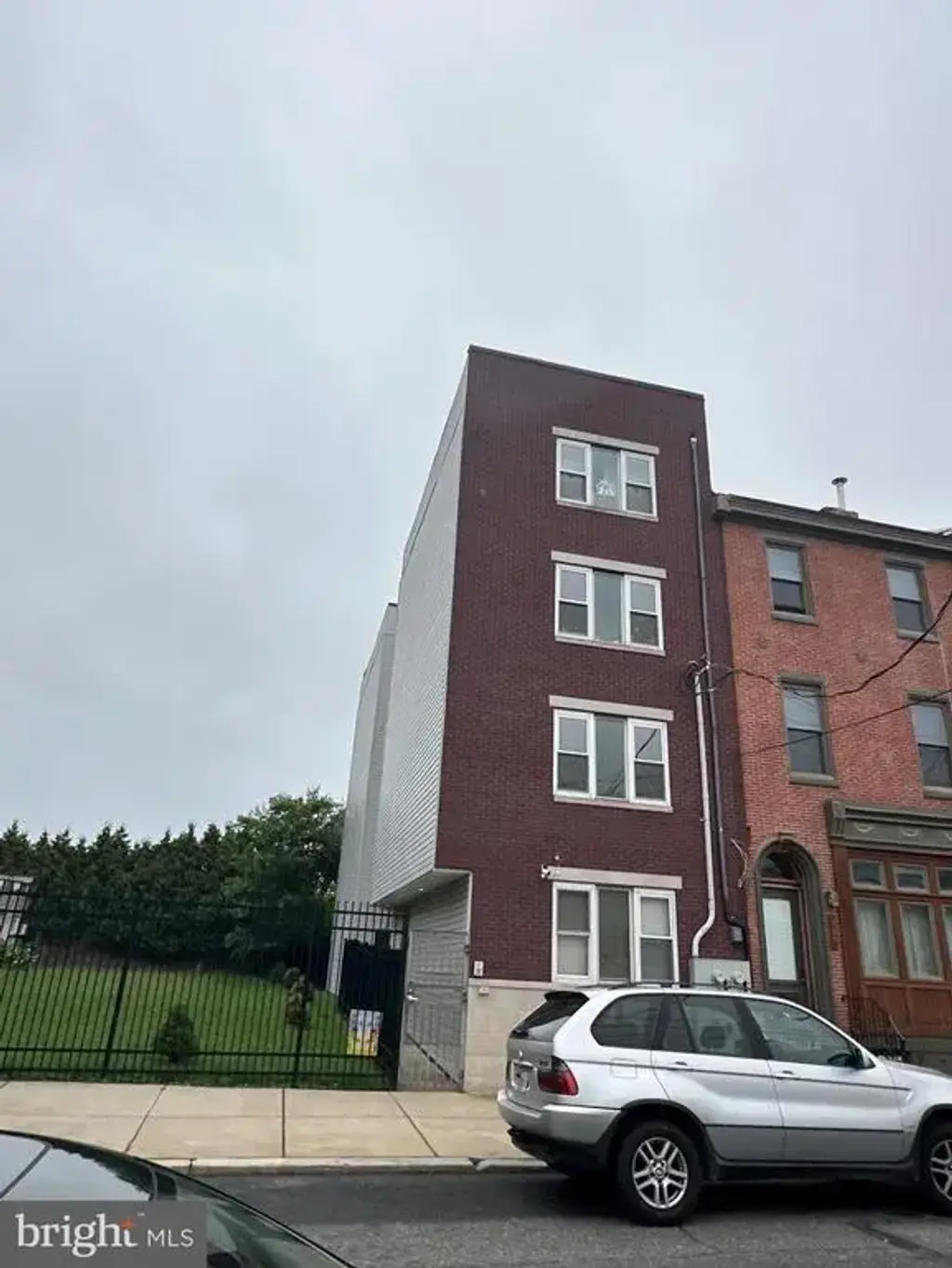 811 N Franklin St, PHILADELPHIA