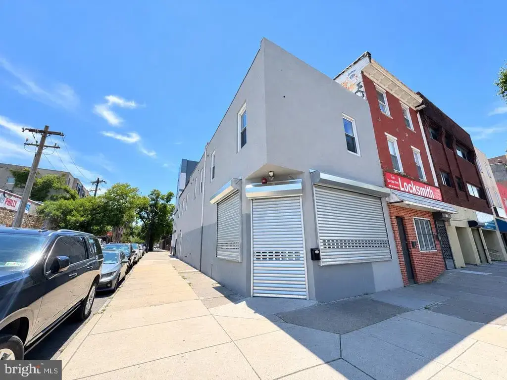 700 W Girard Ave, PHILADELPHIA