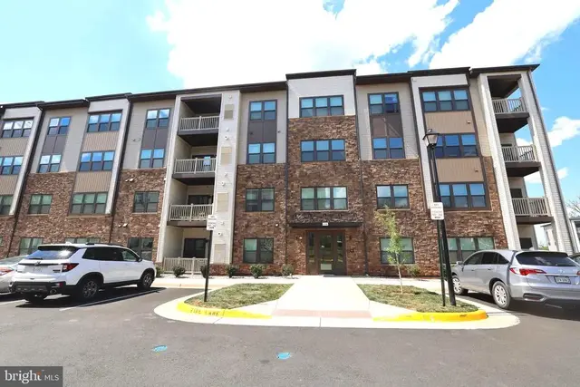 21480 Mount Sterling Ter #201, Sterling