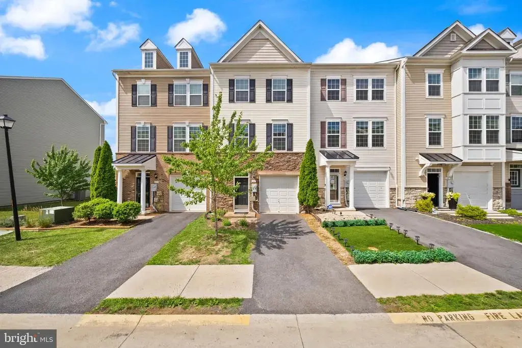 241 Schramm Loop, STEPHENS CITY