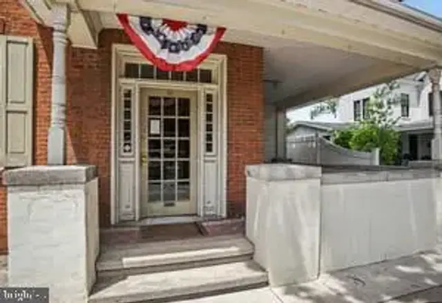 50 S Broad St, Lititz