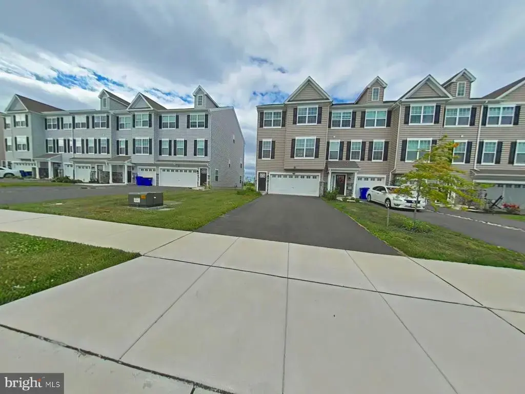 1445 Carrick Ct, MIDDLETOWN