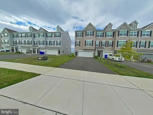1445 Carrick Ct, Middletown
