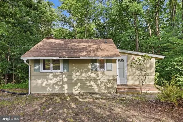 106 Blackfeet Trl, Winchester