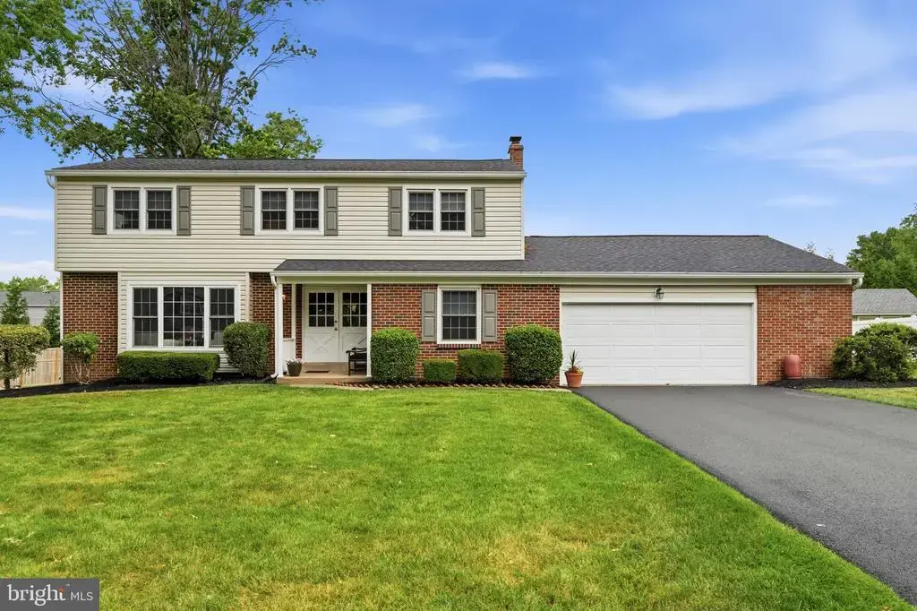 554 Keating Dr, YARDLEY