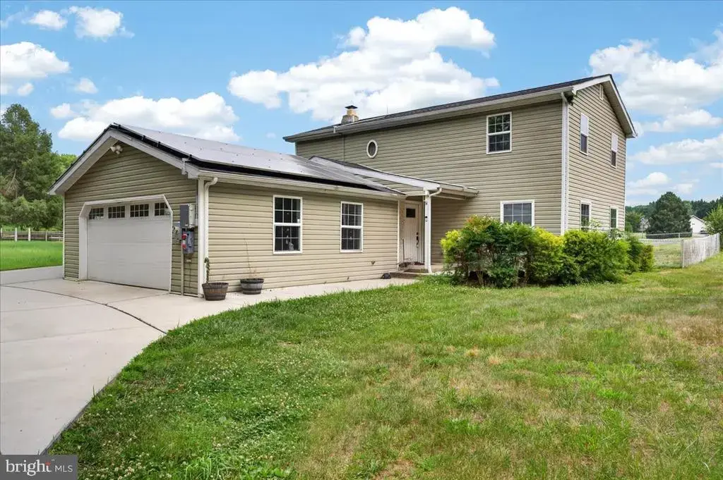 215 Tina Marie Ln, SMYRNA