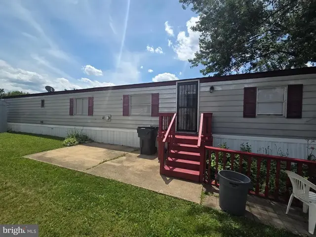 1959 Chipper Dr, Edgewood
