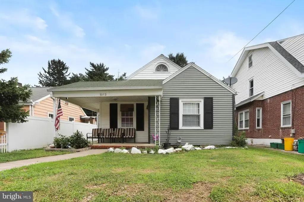 1053 E King St, YORK