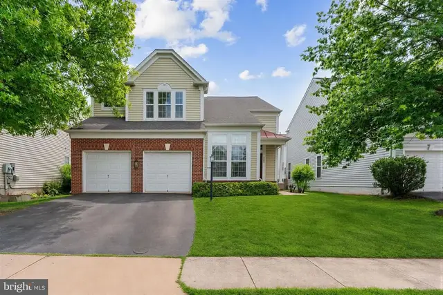 6009 Smooth Stone Pl, Haymarket