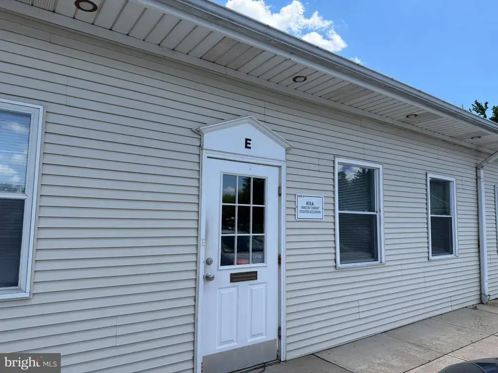 2333 Whitehorse Mercerville Rd, HAMILTON