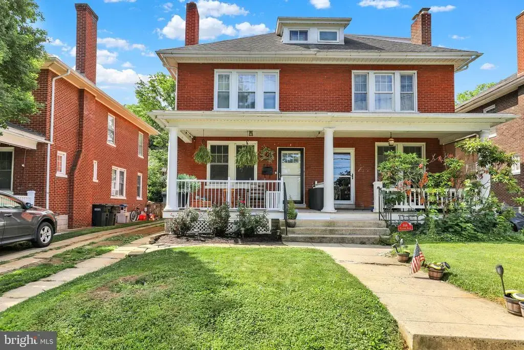 846 Pleasure Rd, LANCASTER