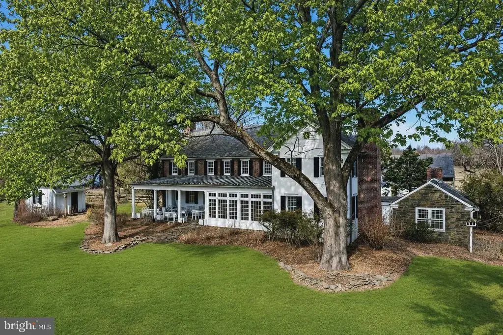 6693 Groveland Rd, PIPERSVILLE