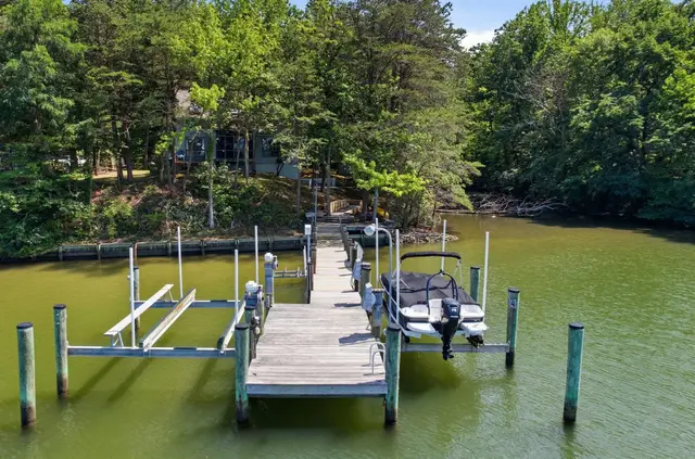 13127 Harbor Ln, Lusby