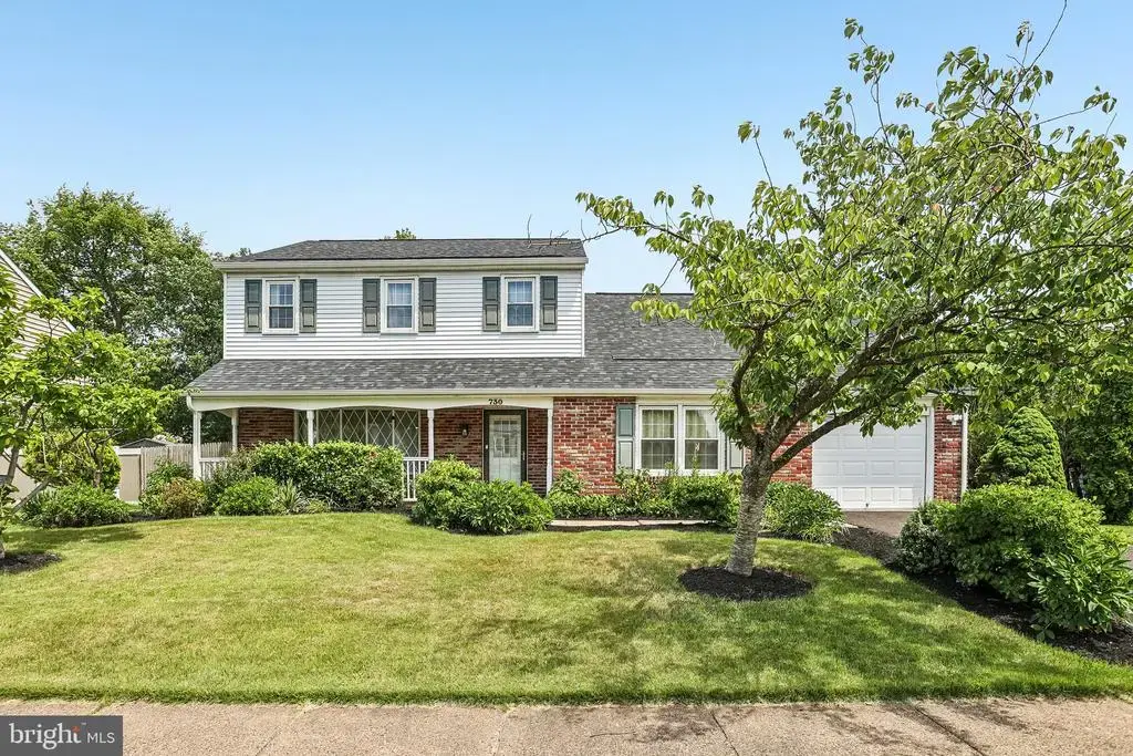 730 Fairbridge Dr, FAIRLESS HILLS