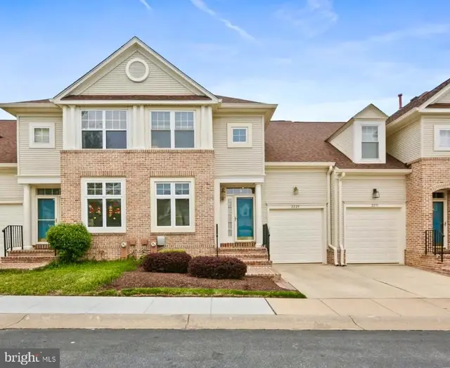 2229 Merion Pond #14, Woodstock