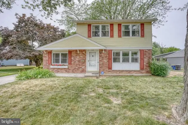 306 Alder Rd, Dover