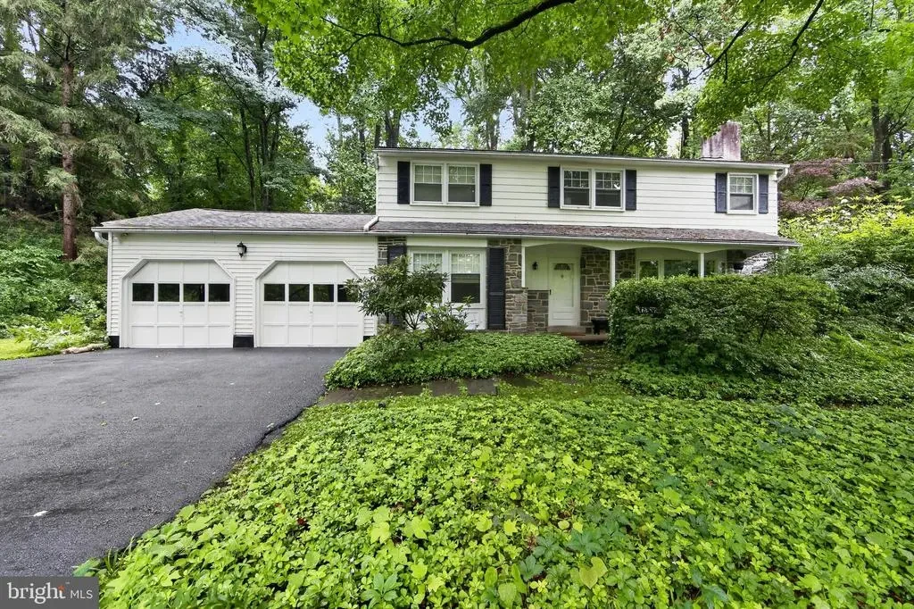 37 N Longpoint Ln, ROSE VALLEY