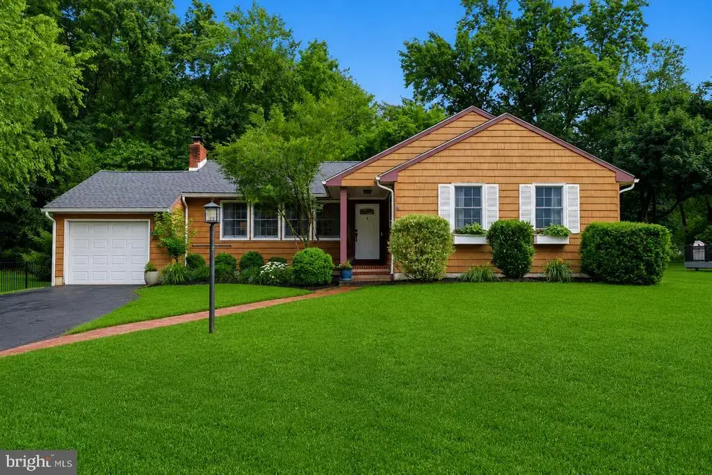 309 Arborlea Ave, YARDLEY