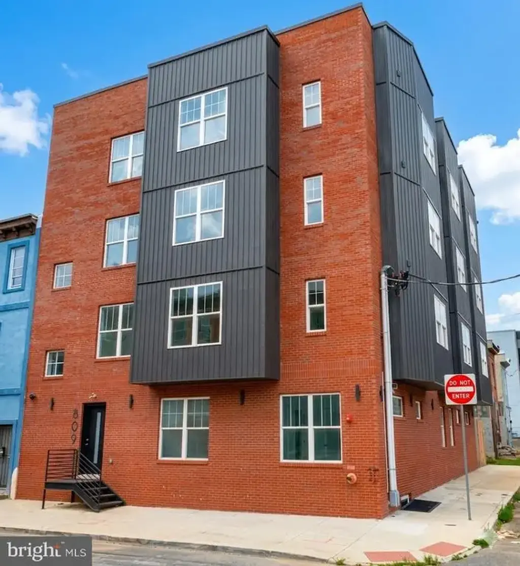 809 Diamond St, PHILADELPHIA