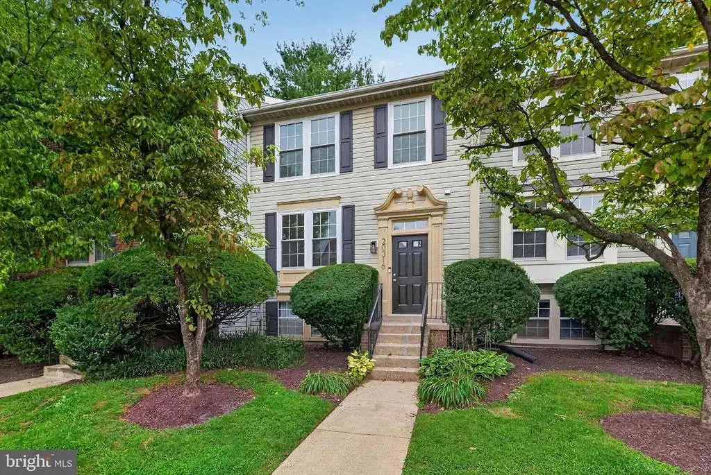 20316 Waters Row Ter, GERMANTOWN