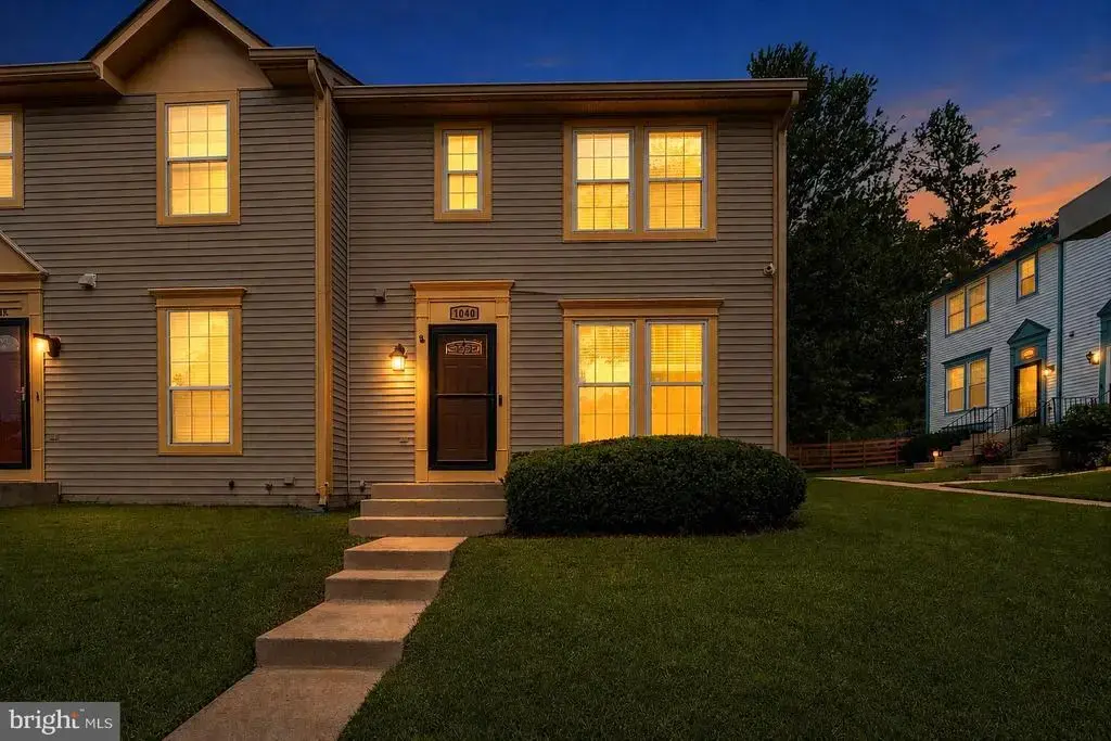 1040 Karen Blvd, CAPITOL HEIGHTS