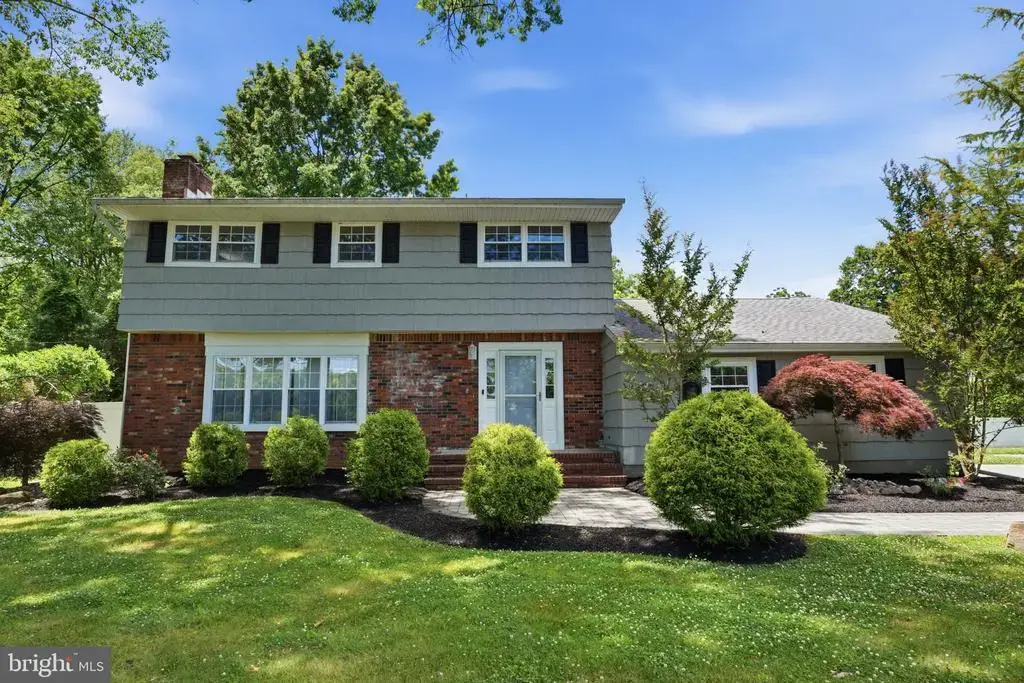 1 Galston Dr, PRINCETON JUNCTION
