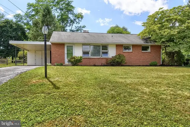 503 Bowman Ave, Lewisberry
