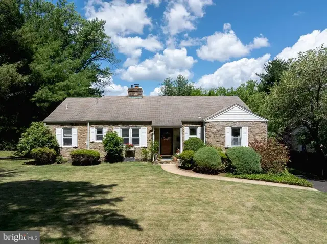 1600 Huntingdon Rd, Abington