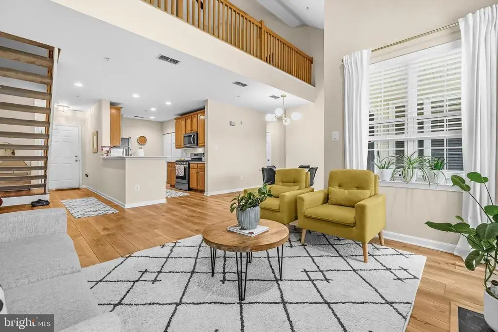 43134 Watercrest Sq #303, CHANTILLY