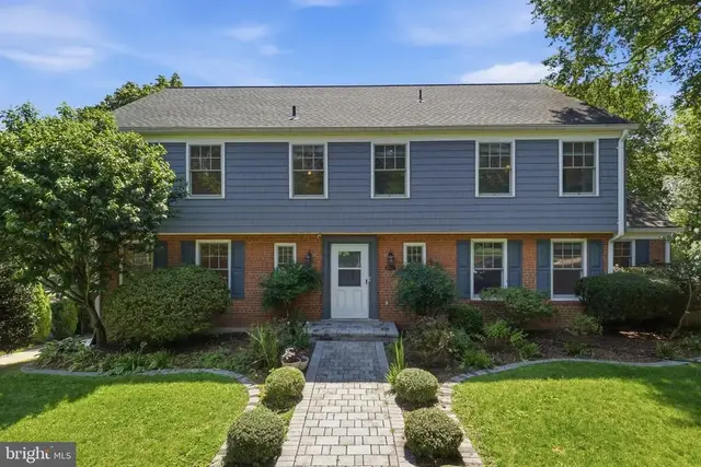 6012 Overlea Rd, Bethesda