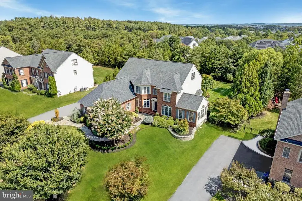 22248 Val Varaita Dr, ASHBURN