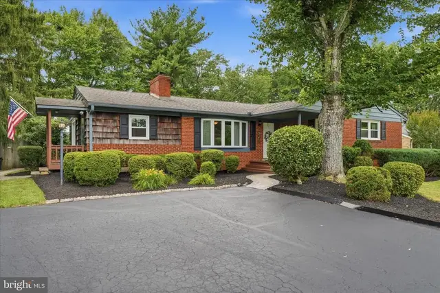 6442 Amherst Ave, Columbia