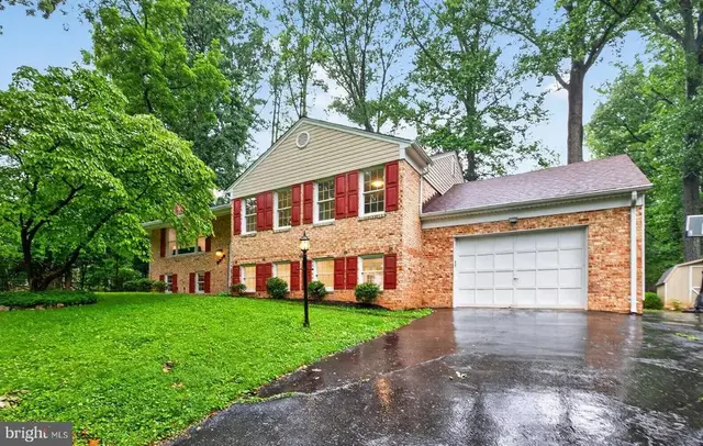 2270 Glenmore Ter, Rockville