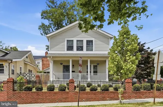 2700 4th St Ne, Washington