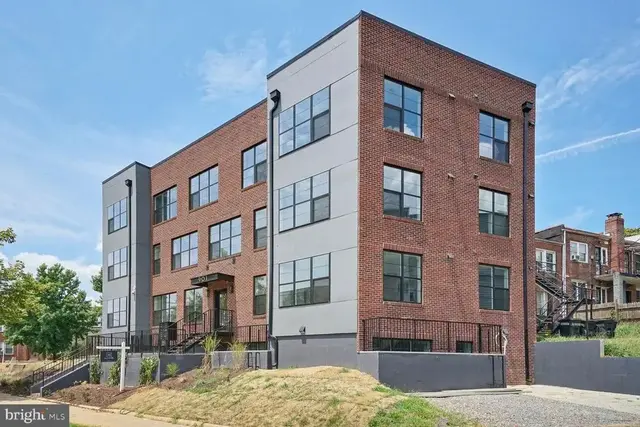 901 19th St Ne #11, Washington
