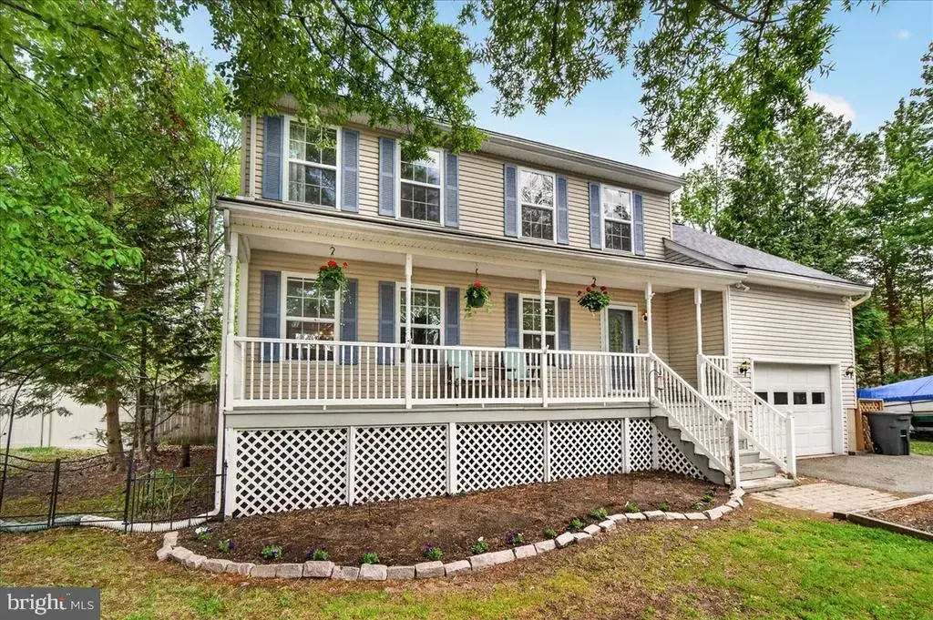 3847 Holly Dr, EDGEWATER