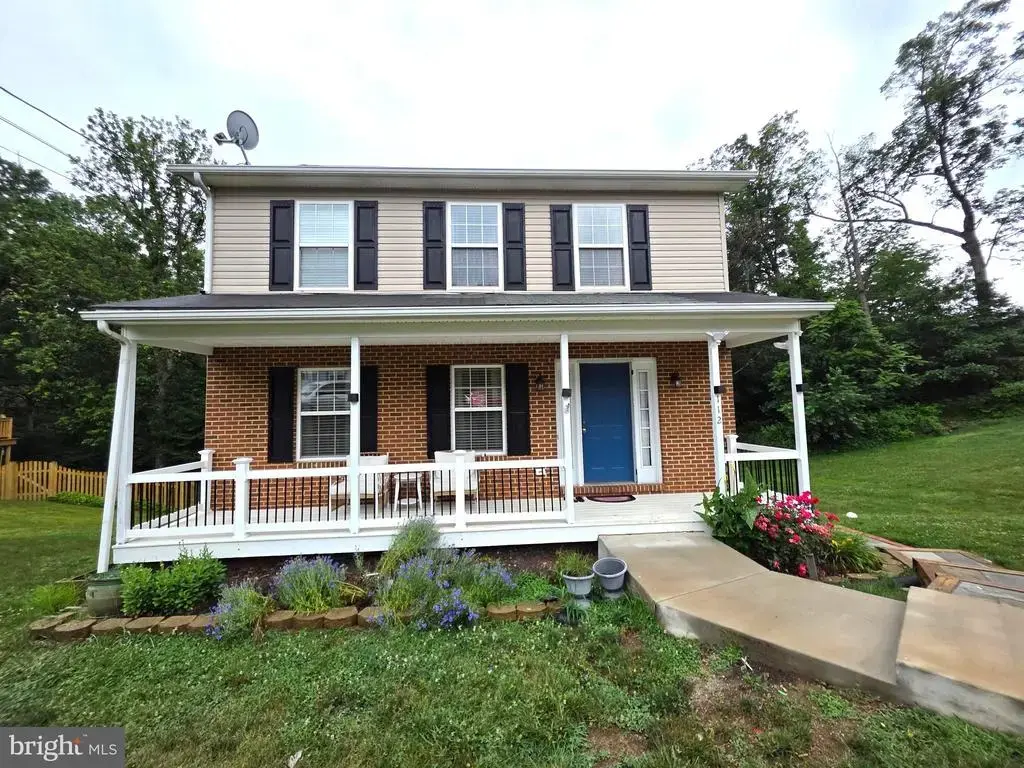 112 Ashley Dr, WINCHESTER