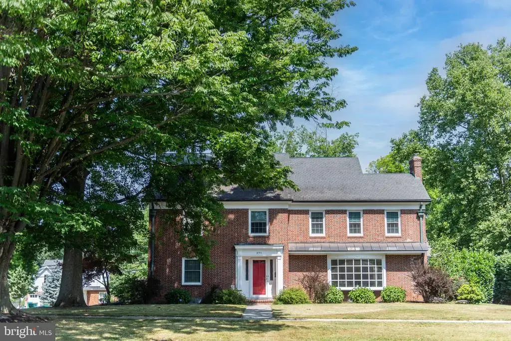 371 Elm Ave, HERSHEY