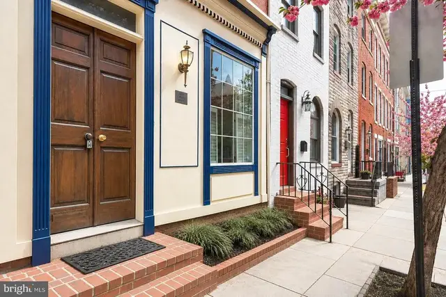 115 E West St, Baltimore