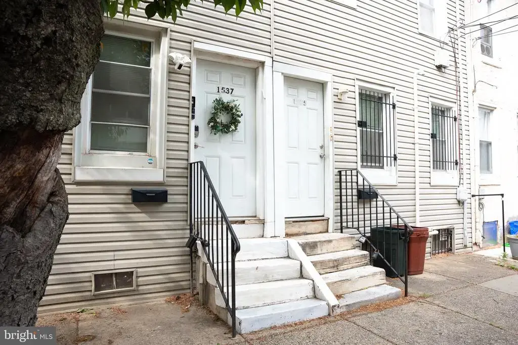 1537 W Stiles St #2, PHILADELPHIA