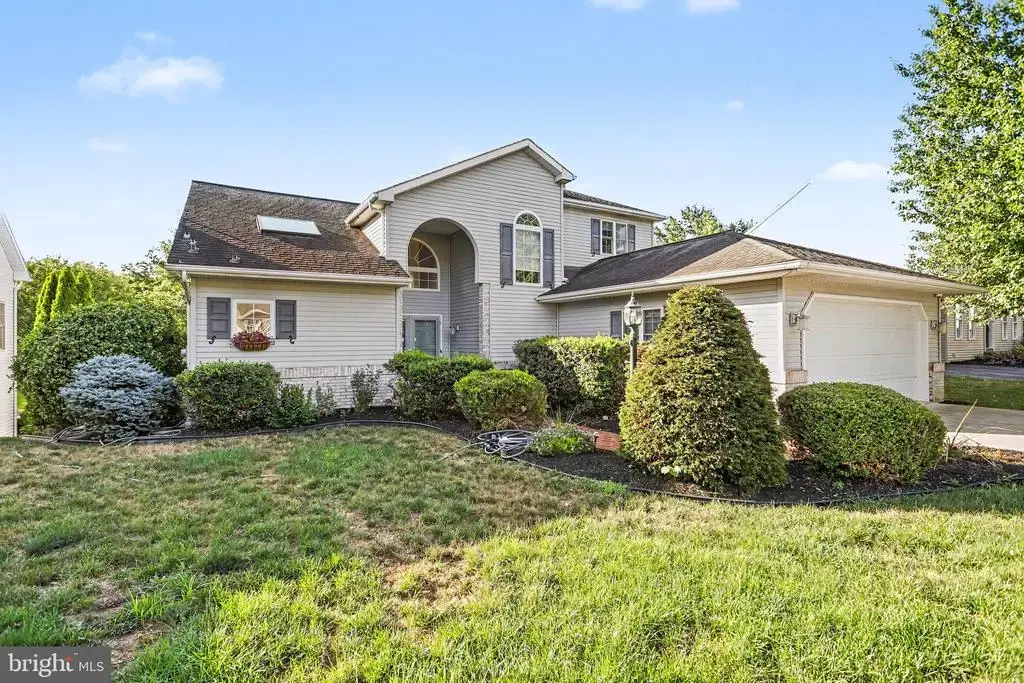 532 Waterside Cir L-0133, LEBANON