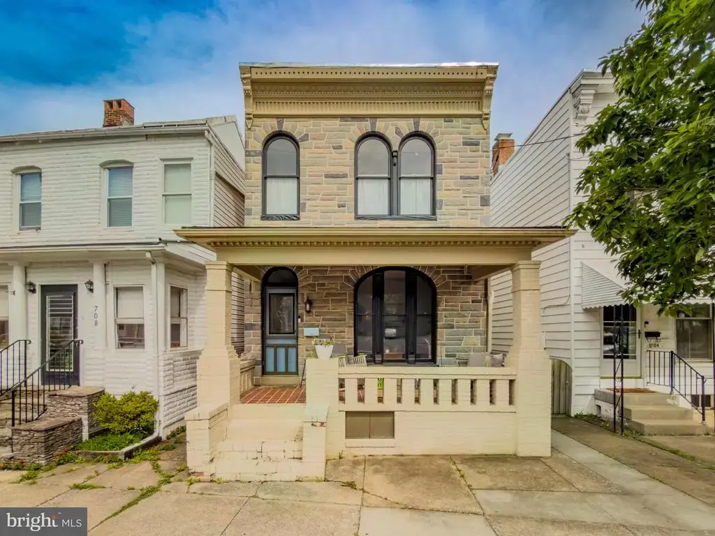 706 N Market St, FREDERICK