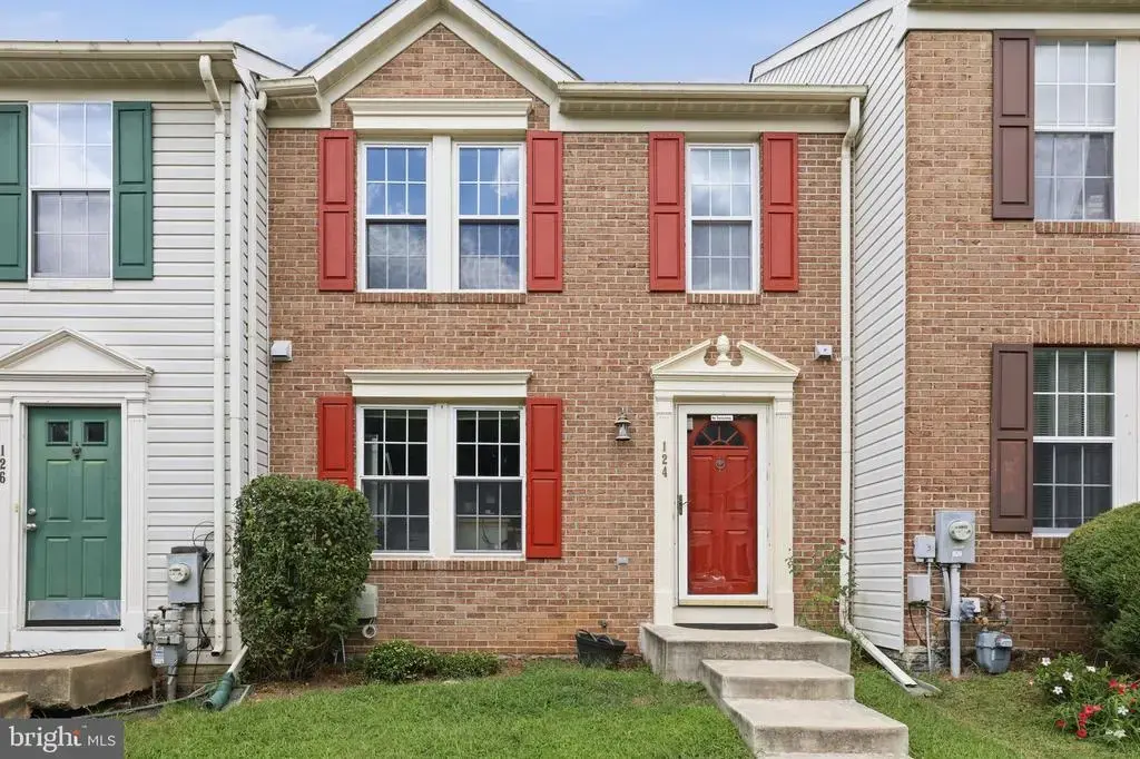 124 Foxchase Dr, GLEN BURNIE