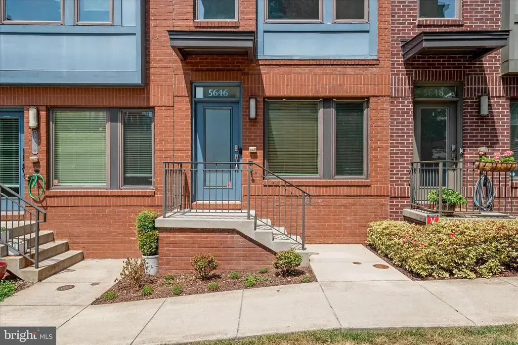 5646 46th Pl, HYATTSVILLE