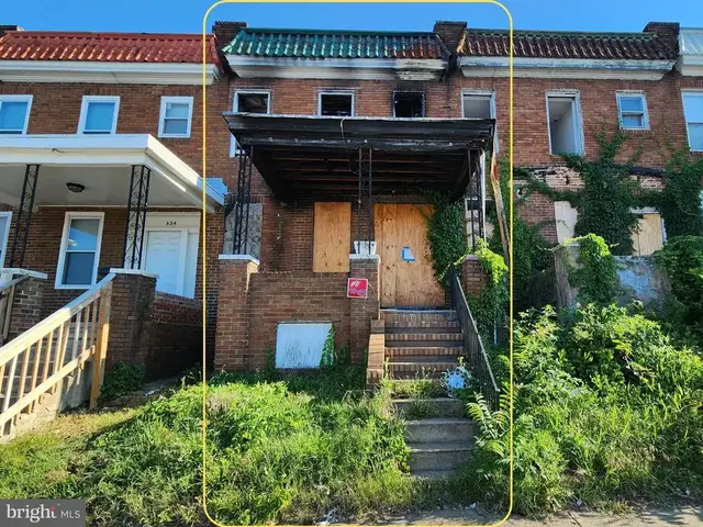2432 W Franklin St, Baltimore