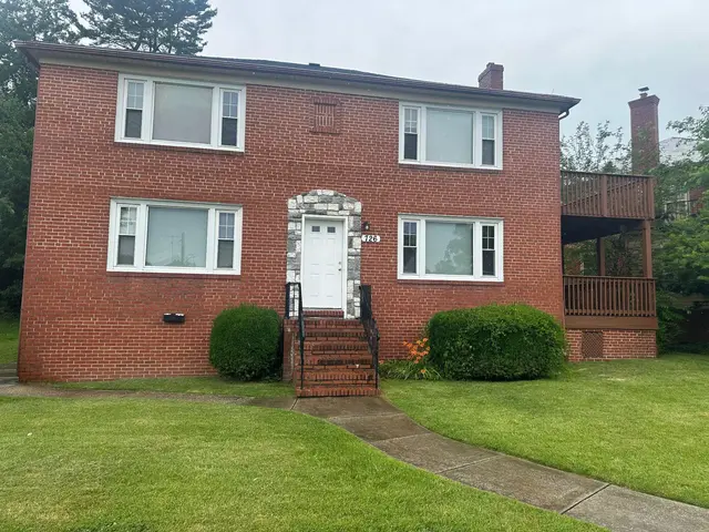 726 Martin Dr, Baltimore