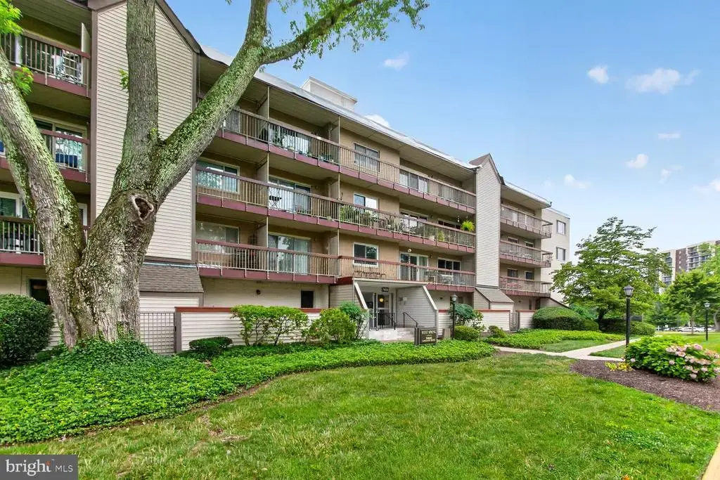 7400 Lakeview Dr #n203, BETHESDA