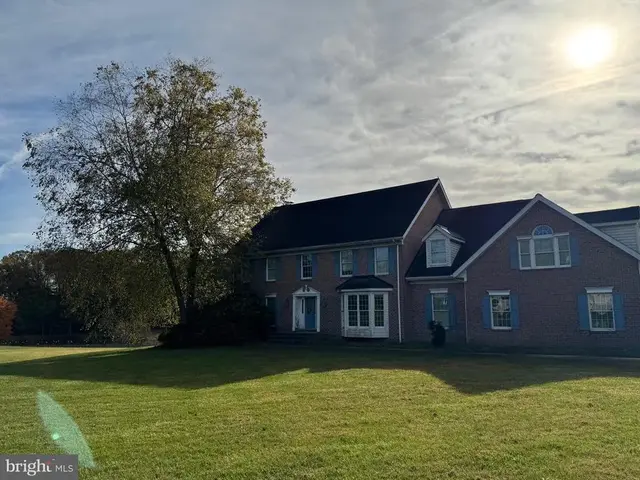 80 Ulmer Ln, North East