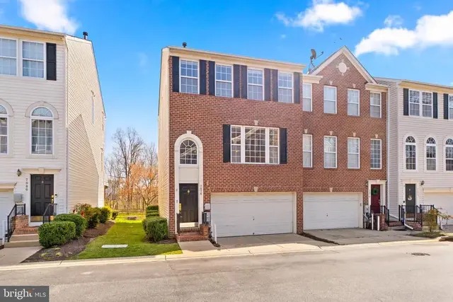 7076 Water Oak Rd #196, Elkridge