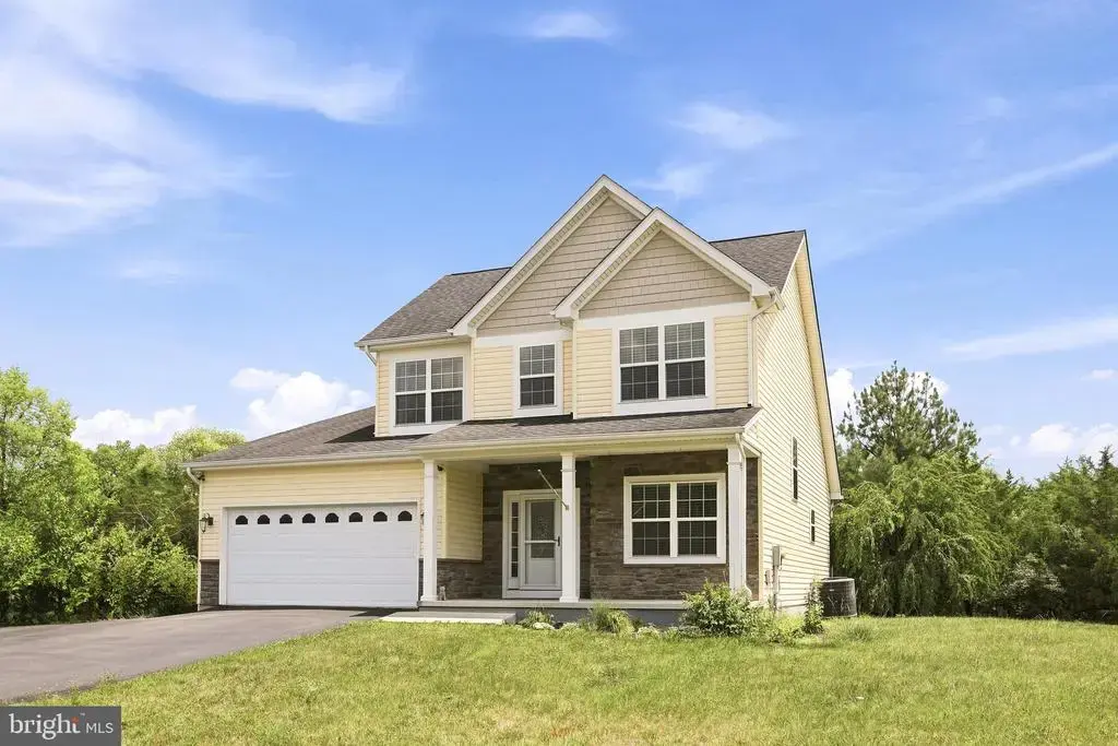 65 Fegan Rd, BUNKER HILL